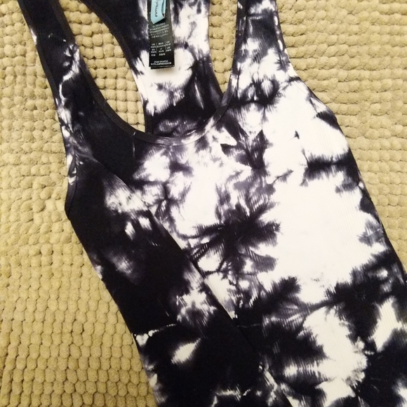 XS/S Ribbed Tie Dye Racerback - Picture 2 of 7